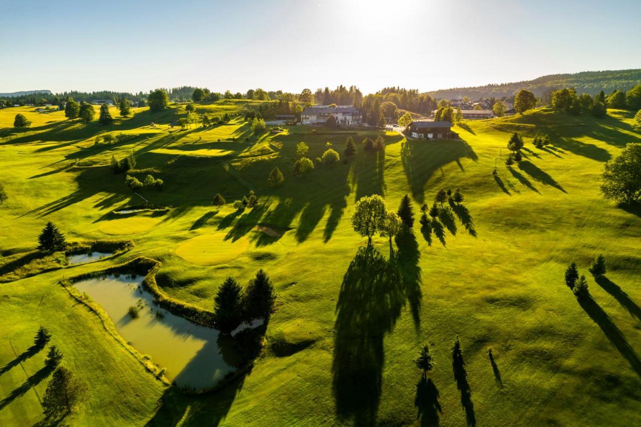 Domaine Du Mont-Saint-Jean Hotel Les Rousses Buitenkant foto
