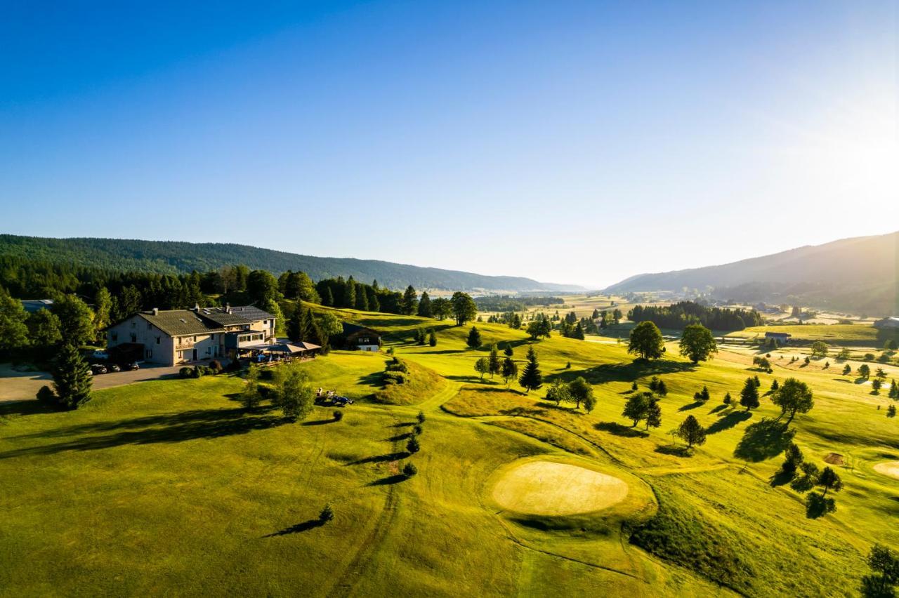 Domaine Du Mont-Saint-Jean Hotel Les Rousses Buitenkant foto